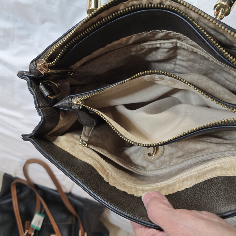 CHARMING CHARLIE Black Leather Handbag - Picture 7 of 7